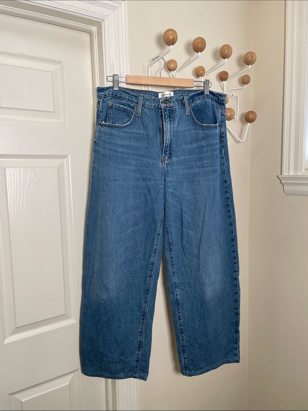 Frame Denim Low Slung Barrel Wide-Leg Denim Jeans - Blue - 31x26